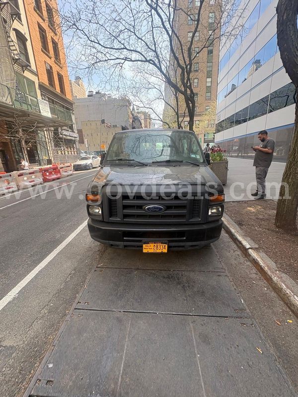 2013 Ford Econoline