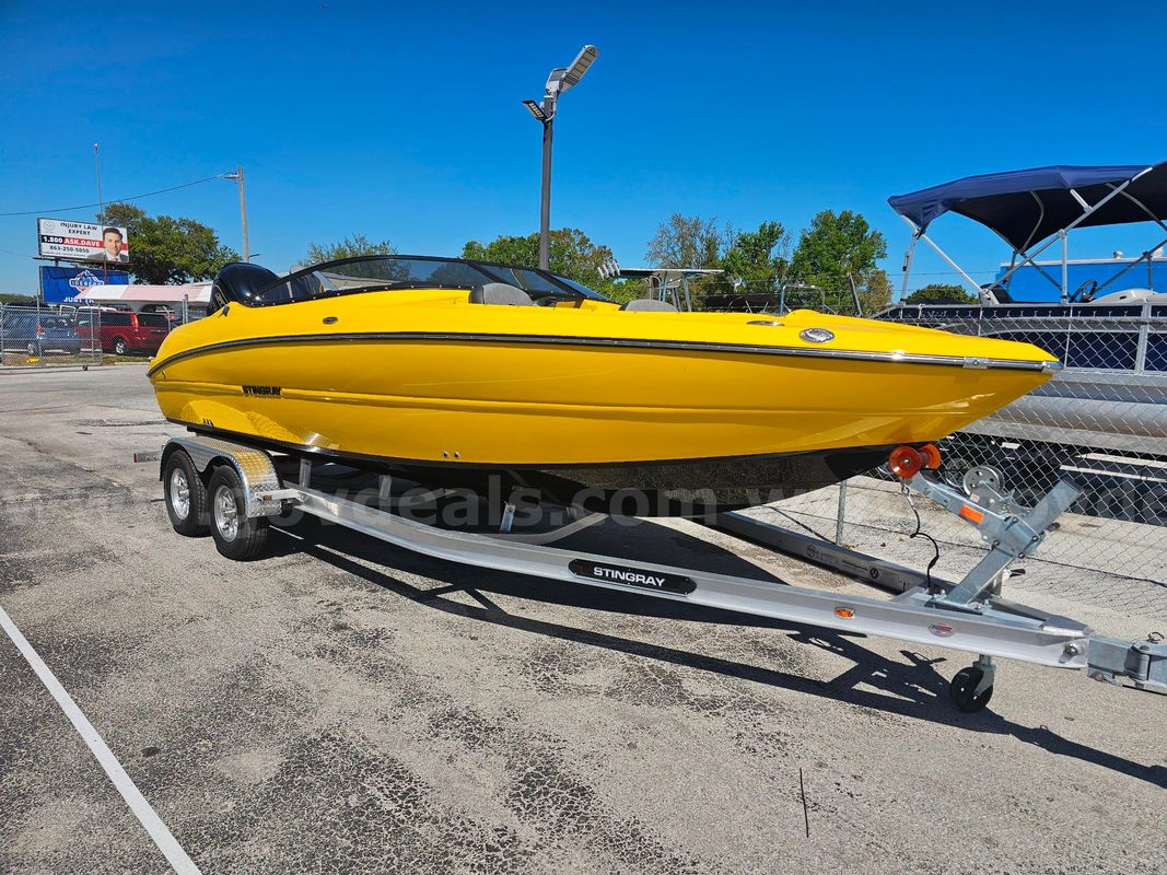 New Stingray 23 OSX Open Bow Boat W/ Yamaha 250 Show Motor & Trailer