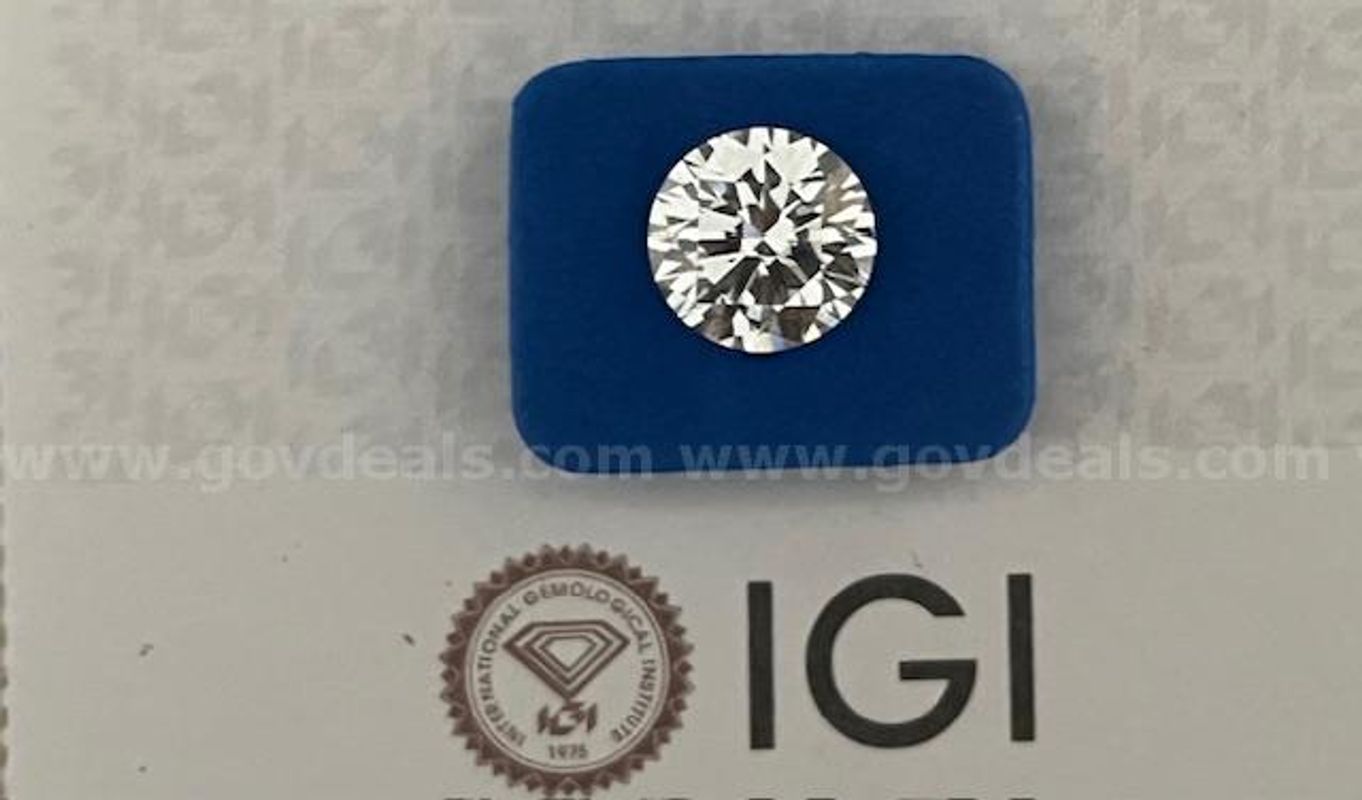 4.10 Carat Round Brilliant Diamond VS1