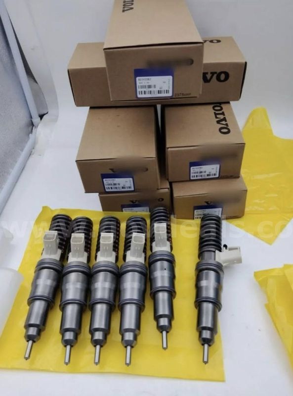 6 brand new OEM Volvo Injectors and brand new OEM Volvo fuel pump + Kit for Volvo D13 engine