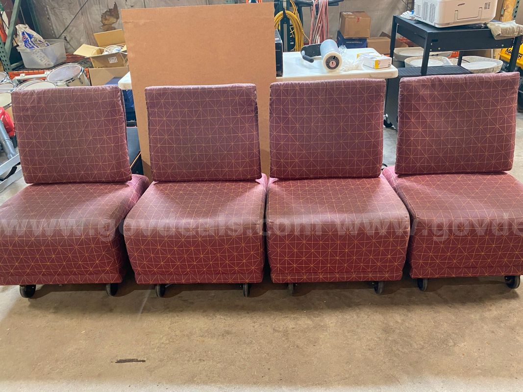 Lounge Chairs (Lot of 4)