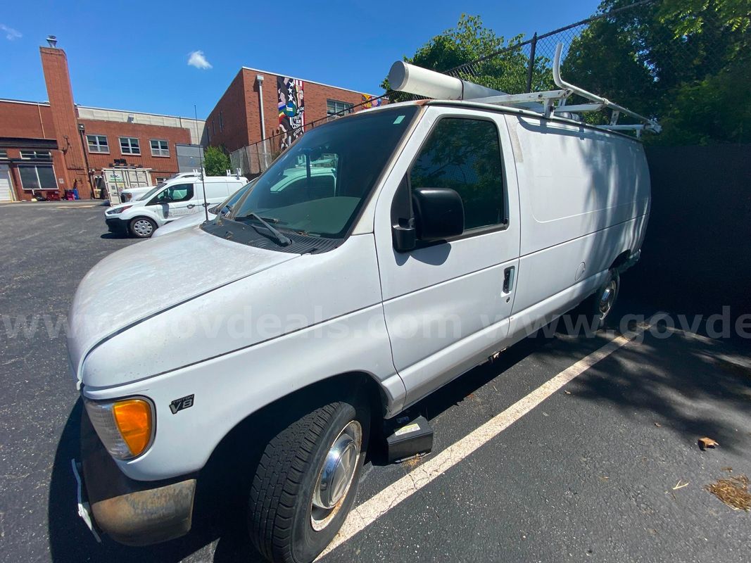 2002 Ford Econoline