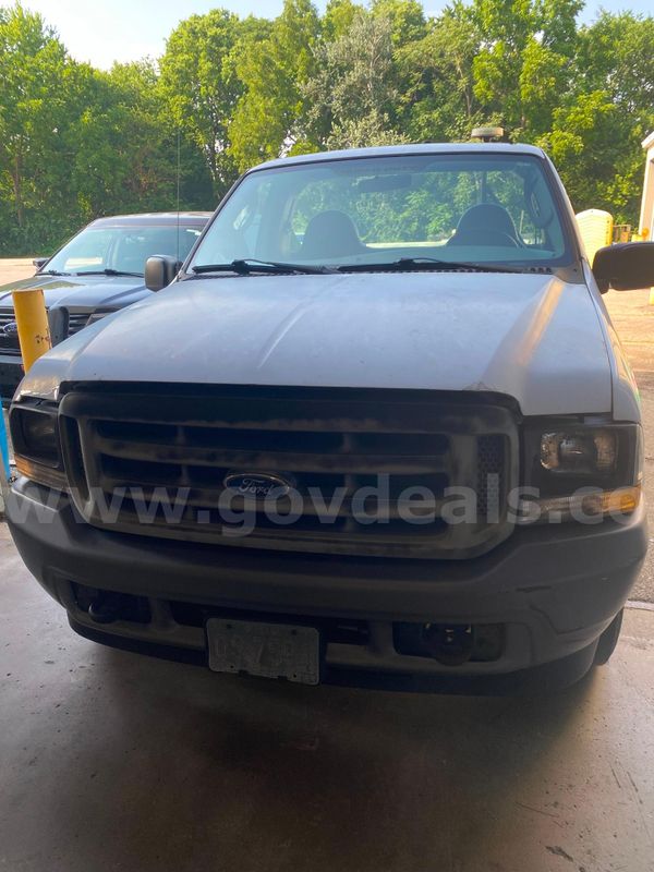 2004 Ford F-250 SD XL 2WD
