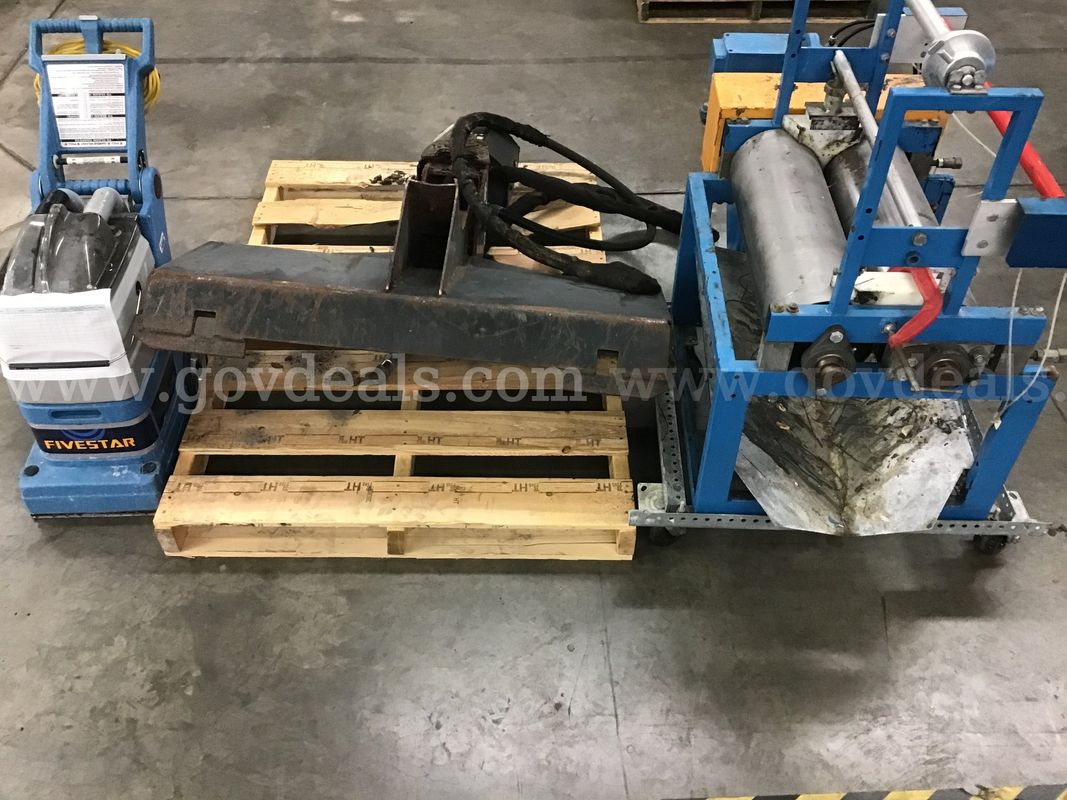 One (1) Lot of Building& Maintenance Supplies & Tools