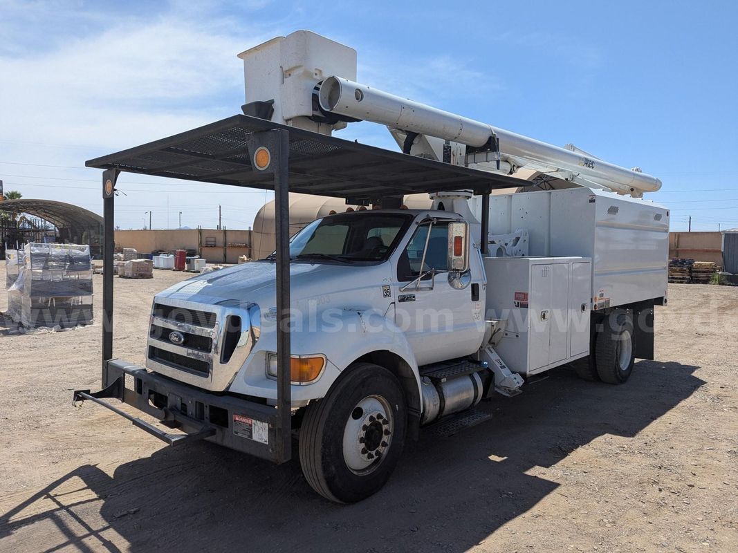 2015 Altec LR760-E70 Boom Mtd on 2015 Ford F-750 SD S/A Bucket Truck