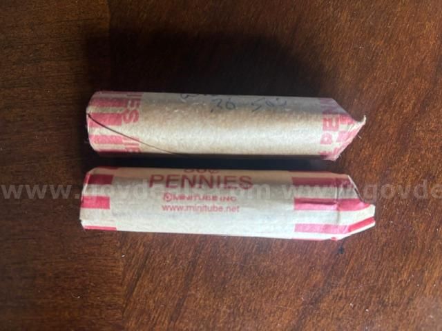 Lot of 2 Rolls Mixed Date Lincoln Wheat Pennies 1909-1958 100 Coins Circulated SHIPPING!
