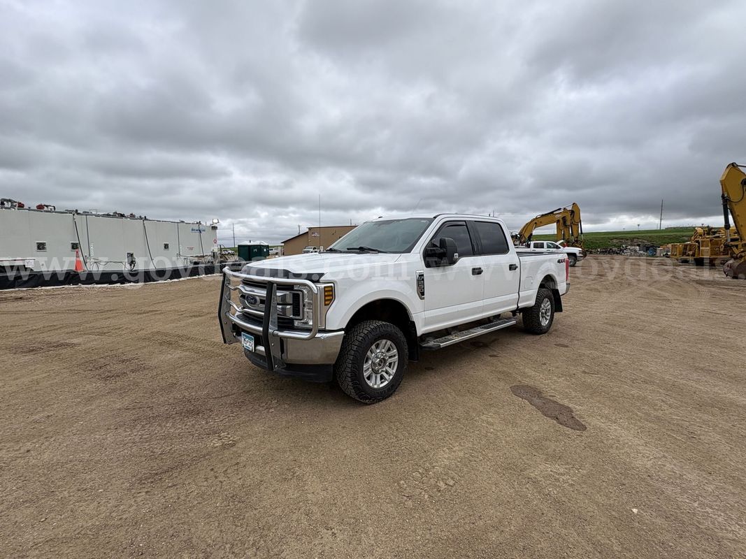 2019 Ford F-250 SD 4x4 Crew Cab Pickup