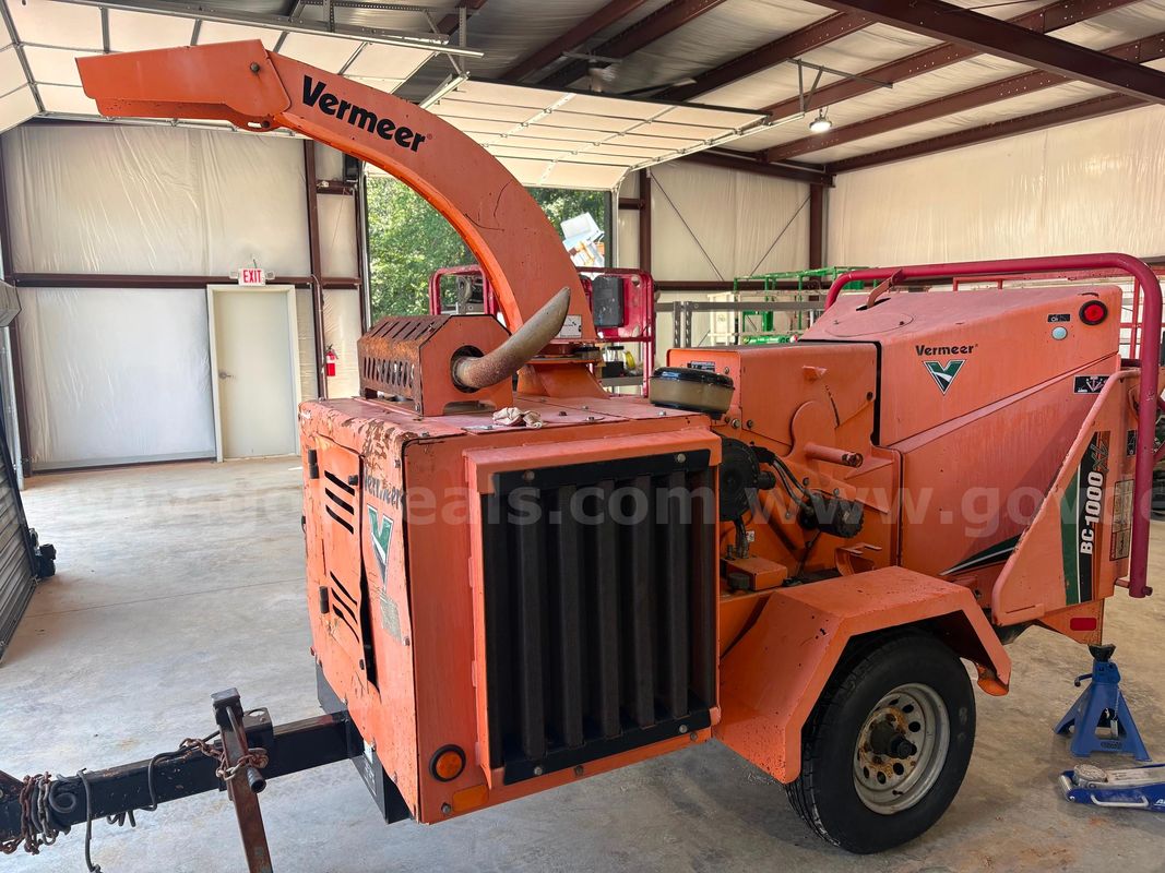 Vermeer BC1000XL Tow Behind Wood Chipper