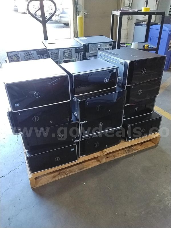 Dell computer tower lot
