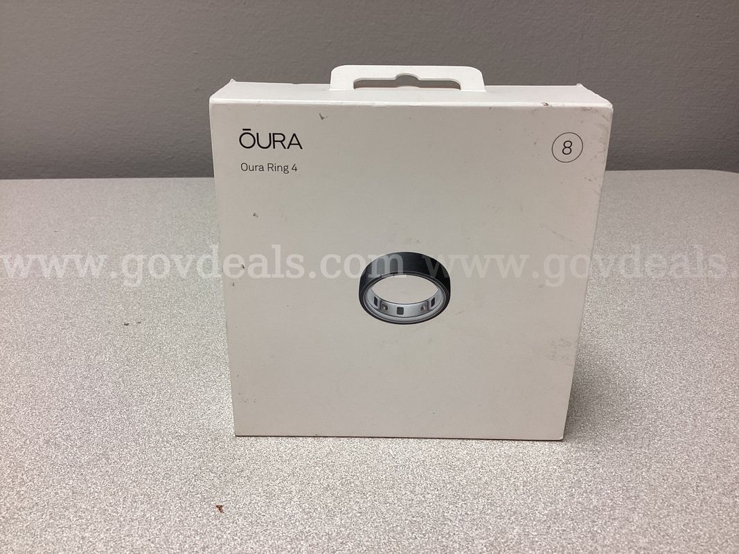 OURA Ring 4 , Stealth size 8