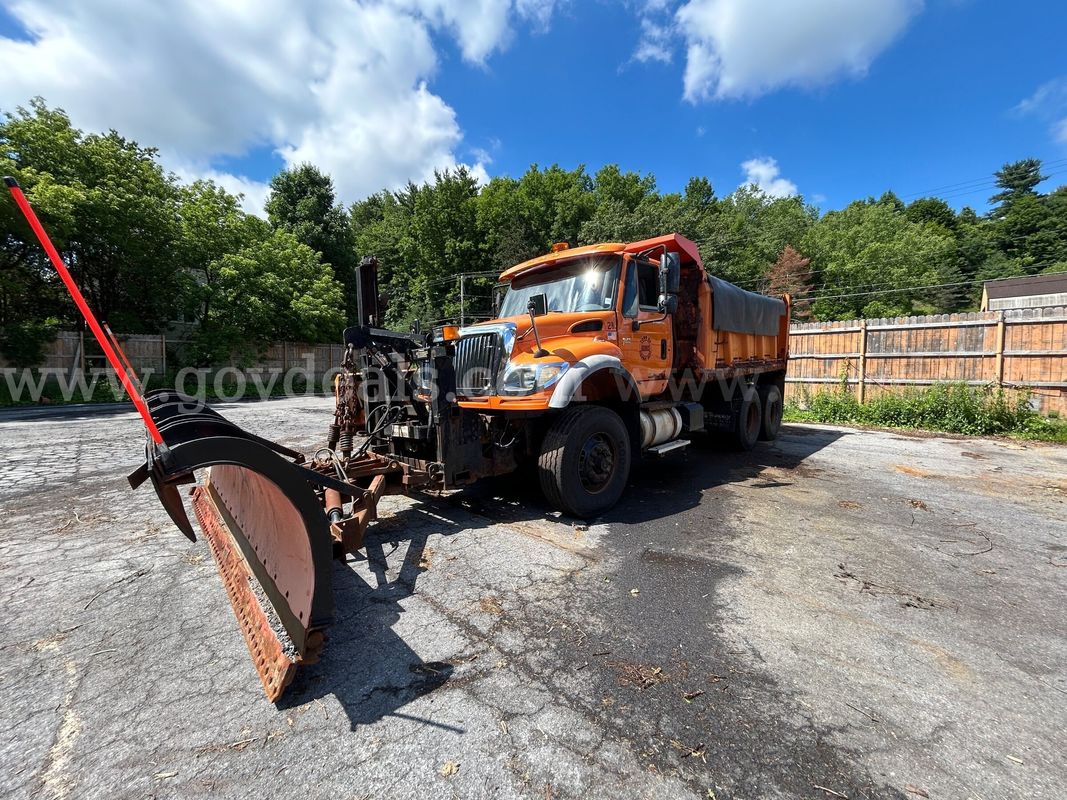 2004 International 7600 Dump Truck w/ Plow VIDEO!!!