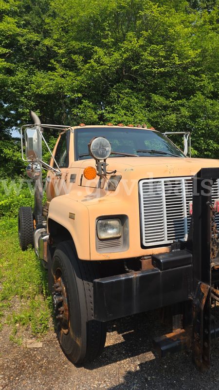 2002 Gmc C7h042