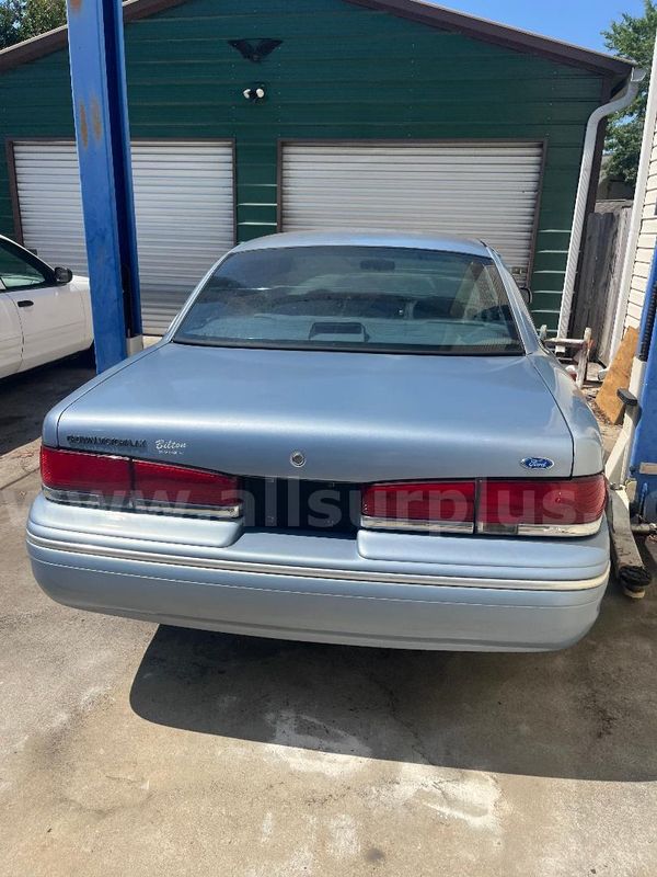 1997 Ford Crown Victoria