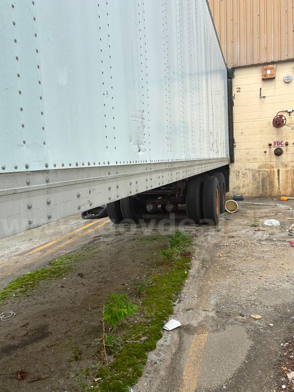Box Body Semi-Trailer