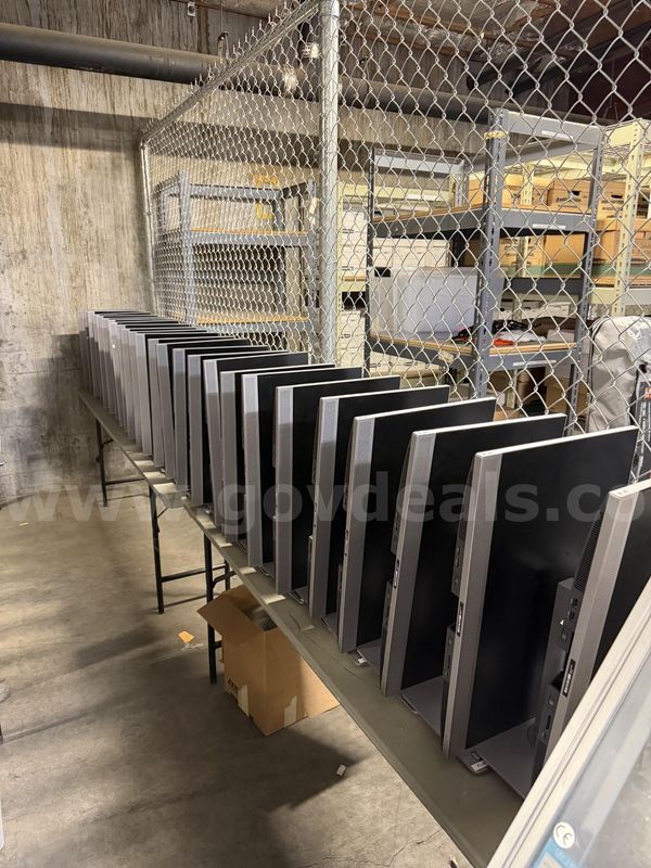 Lot of used HP all in ones.