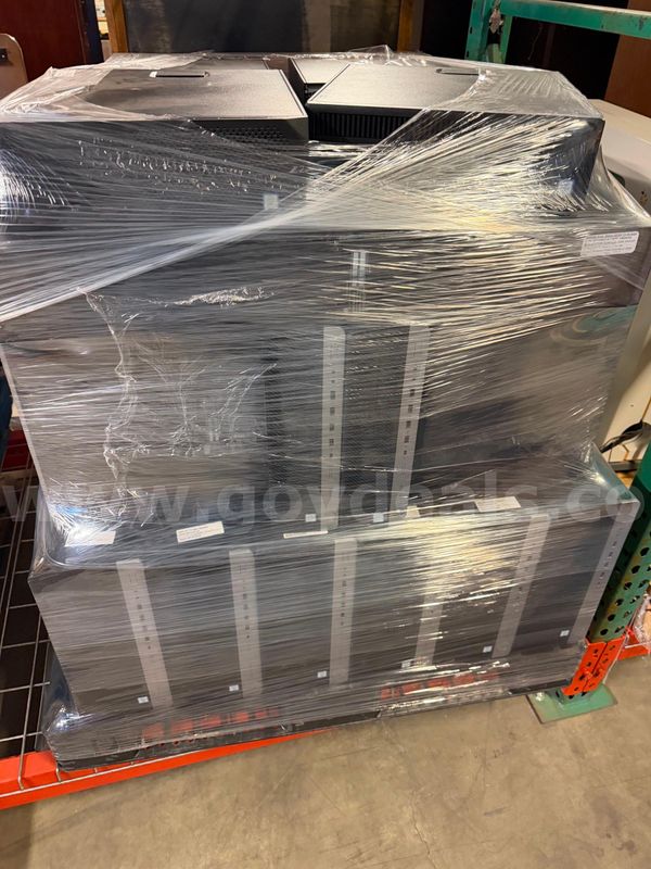 Lot of HP Desktops