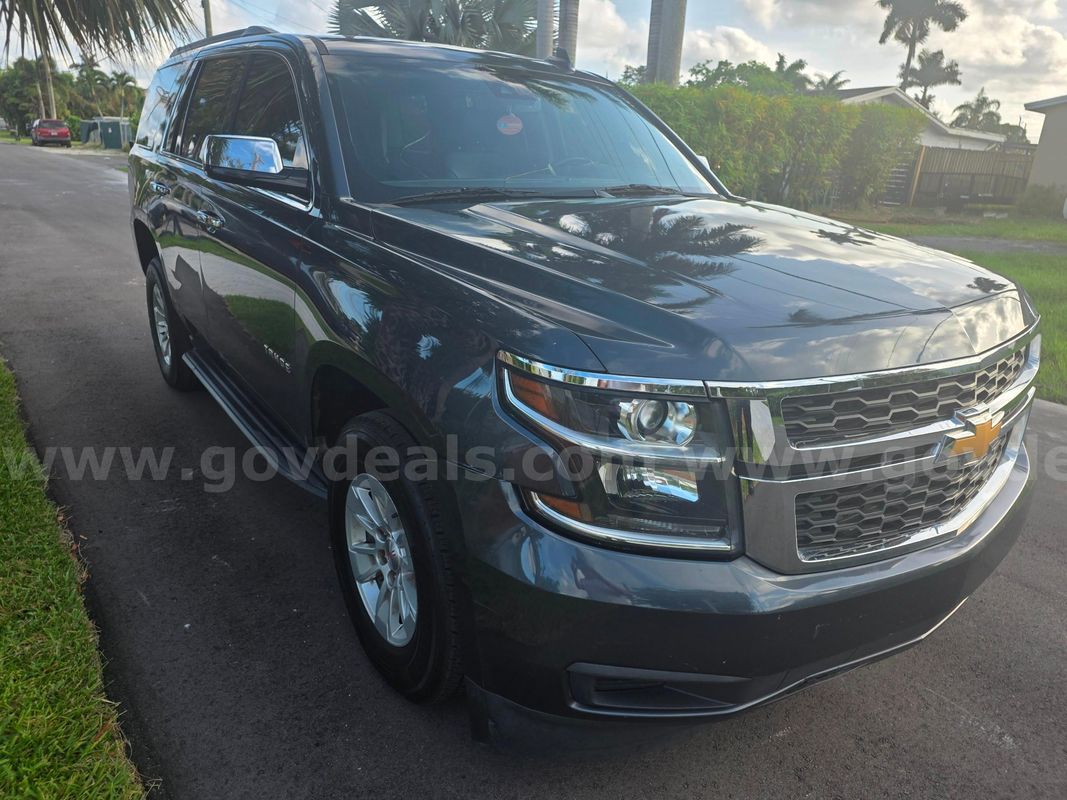 2019 Chevrolet Tahoe lt super cheap no reserve
