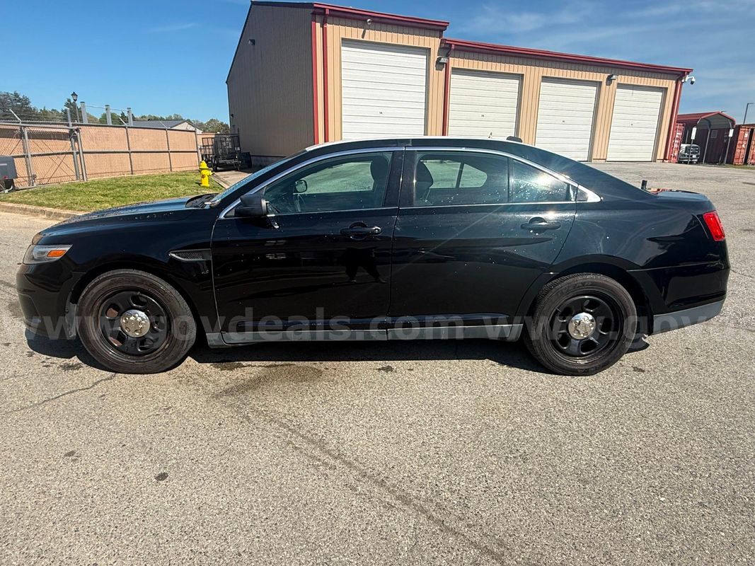 2013 Ford Taurus