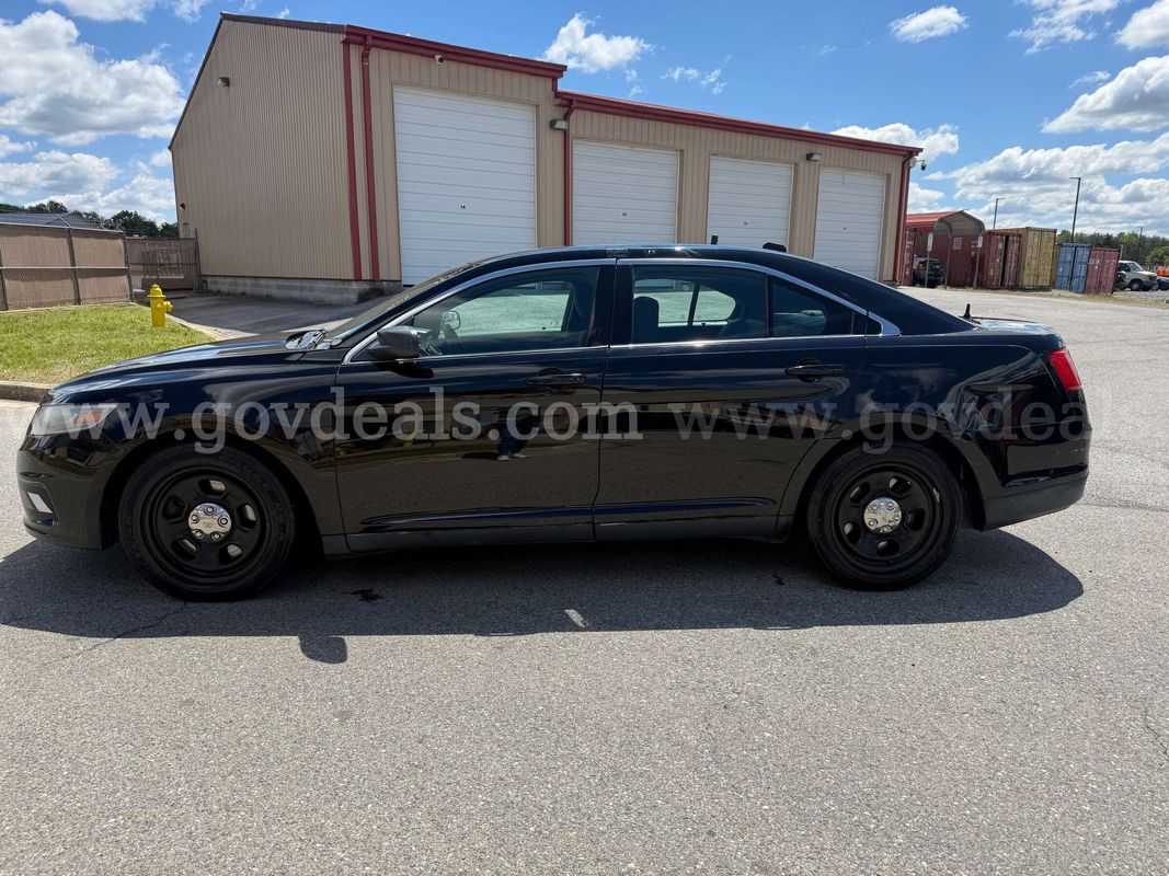 2014 Ford Taurus