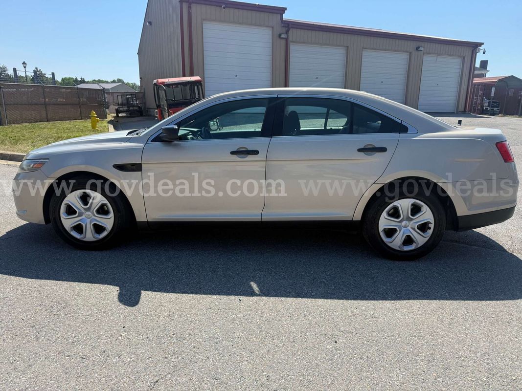 2014 Ford Taurus
