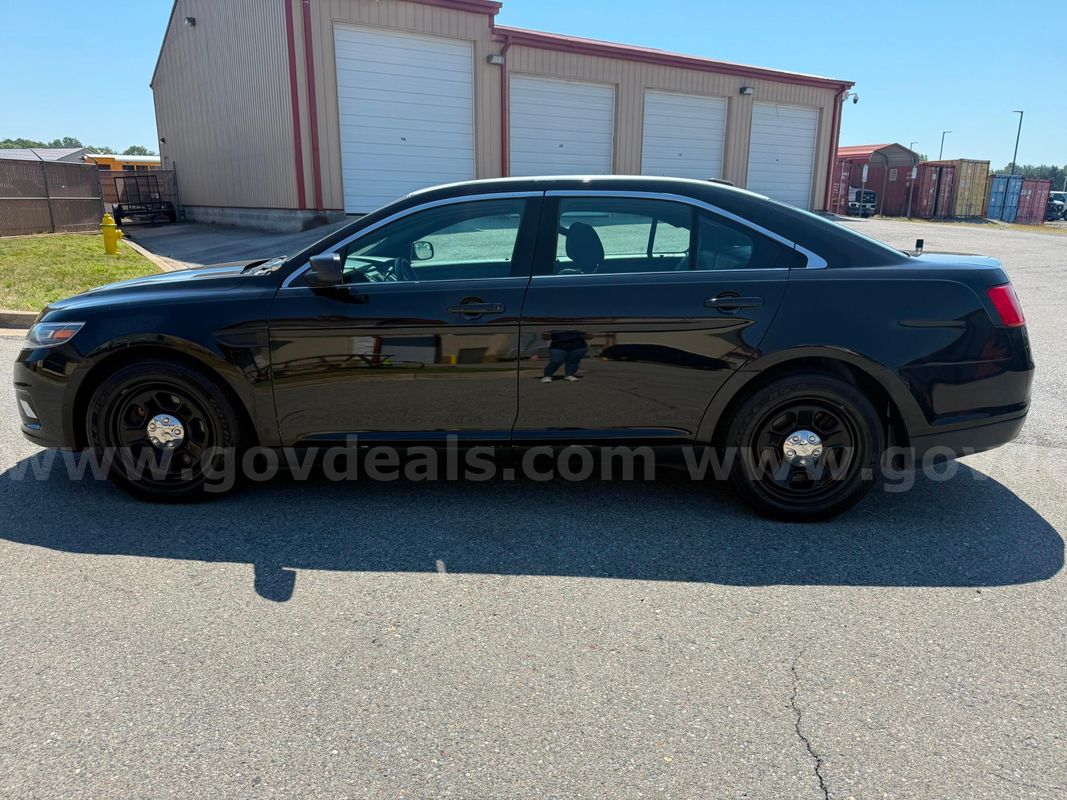 2015 Ford Taurus
