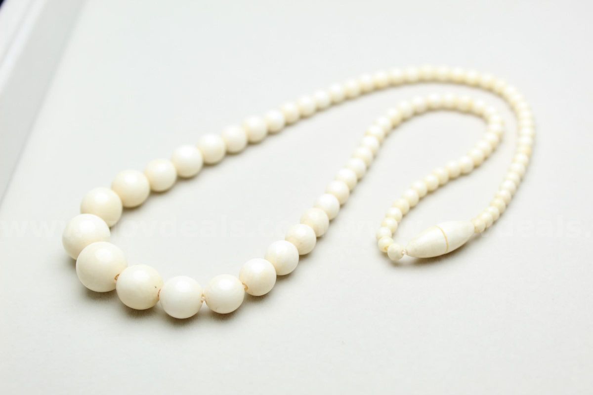 Vintage Bone Graduated Necklace
