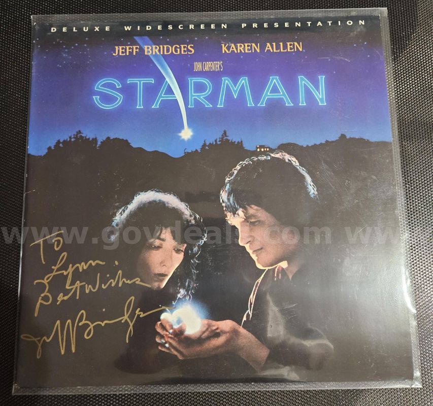 Starman Deluxe Widescreen LaserDisc Signed by Jeff Bridges Authentic