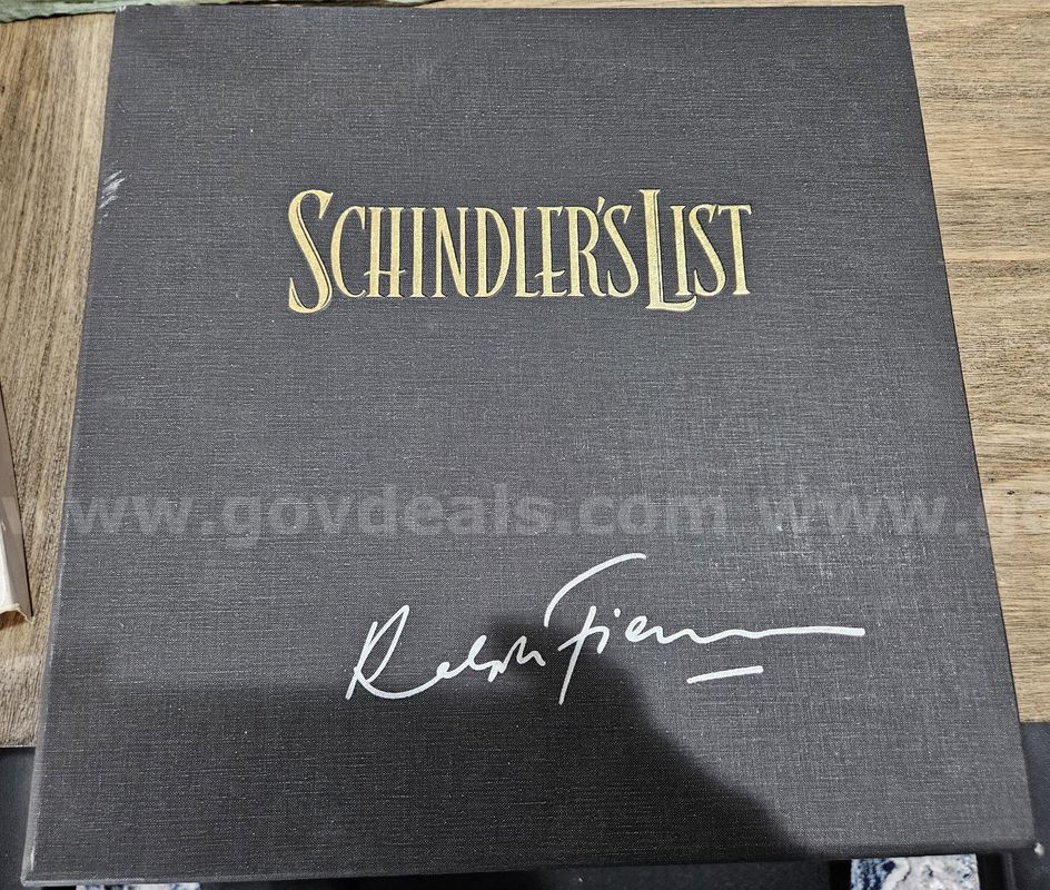 Schindler's List Letterbox Limited Collector's Set Signed by Ralph Fiennes