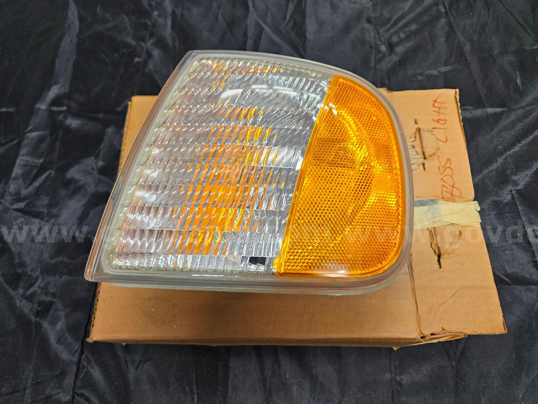 Rare Yellow BOSS 5.4 SVT Lightning Tail Light Pair OEM Ford Assemblies 1999-2004