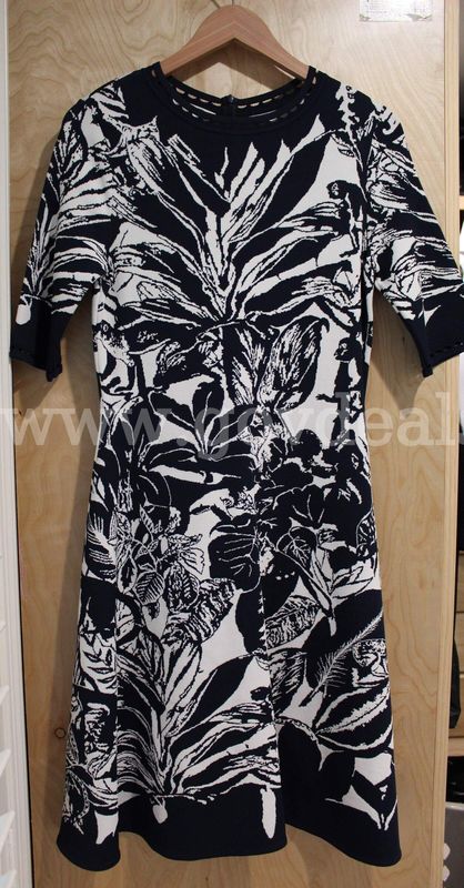 Oscar de la Renta Designer Dress – Made in Italy – Size Large – Black & White Floral Pattern