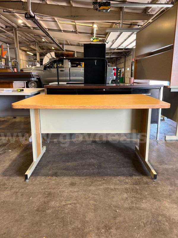 Table 48" L x 30" D  x 27" H