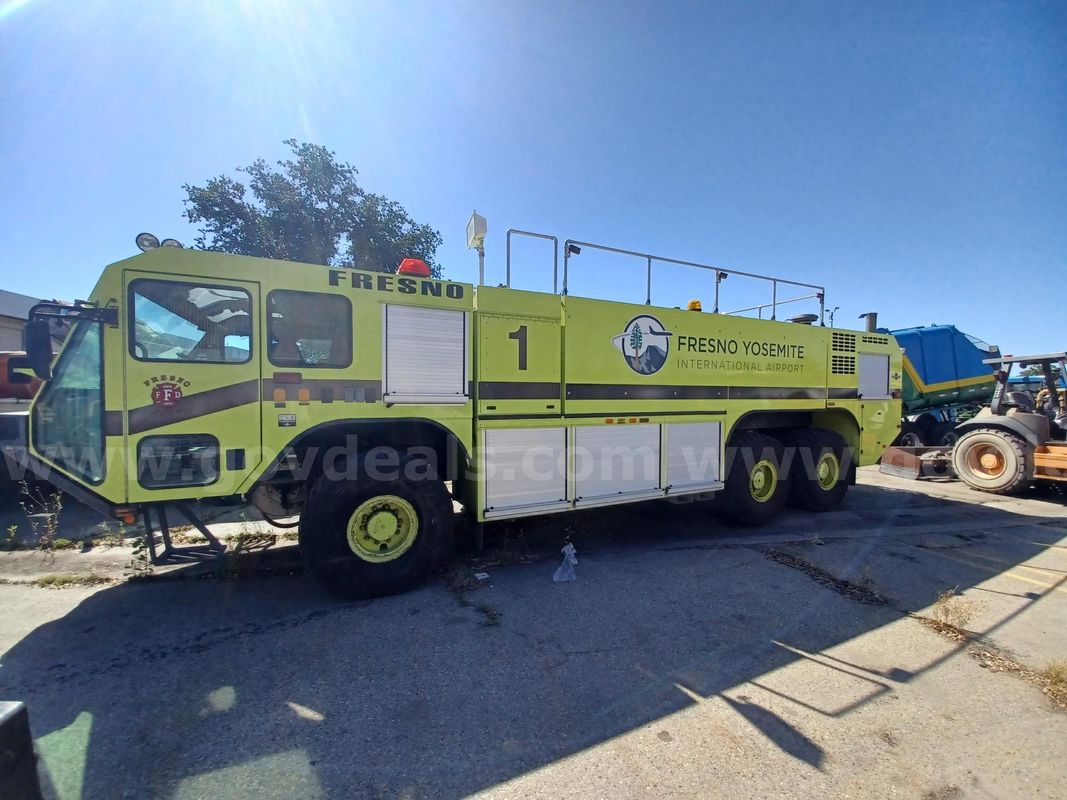 2007 Oshkosh Striker