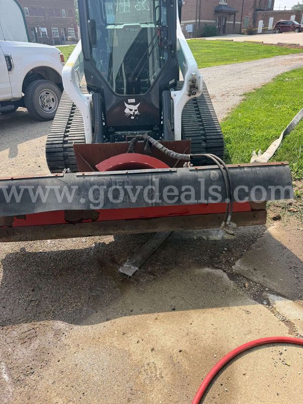 uni-mount skid steer snow plow