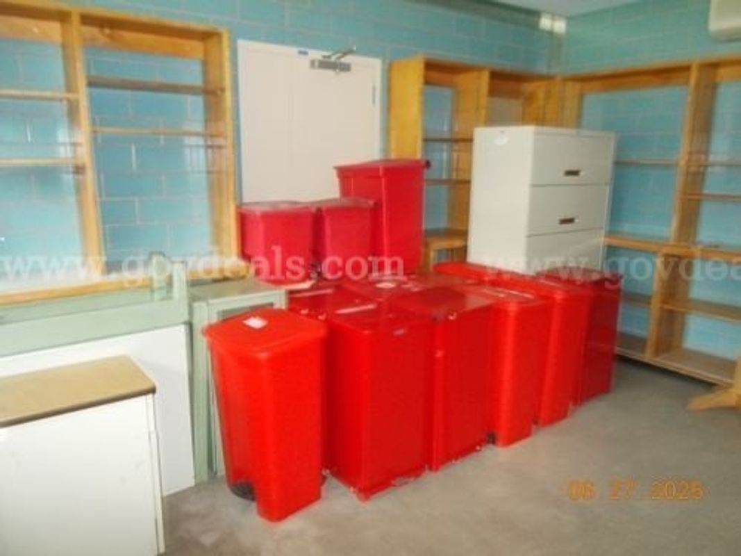 Medical Carts & Infectious Waste Bins – Bulk Lot (All Items Sold Together)