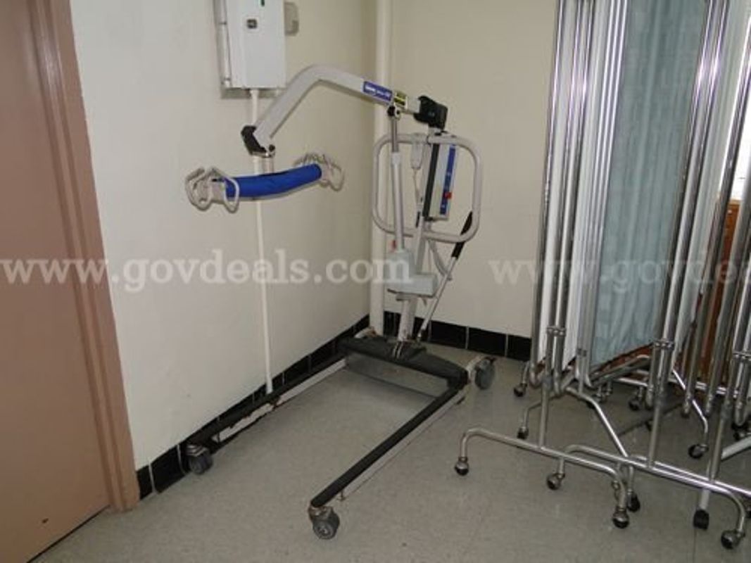 Medical Equipment Lot – Patient Lifts, Wheelchair & Scales
