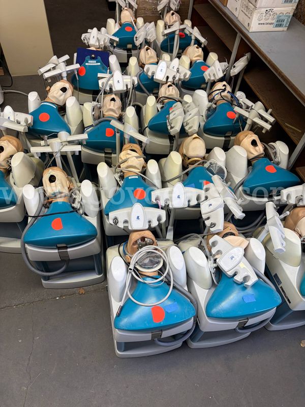 Dental Simulator Mannequin Stations