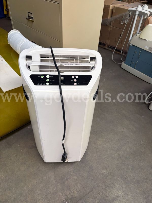 Portable AC Machine - Royal Sovereign 13500 BTC