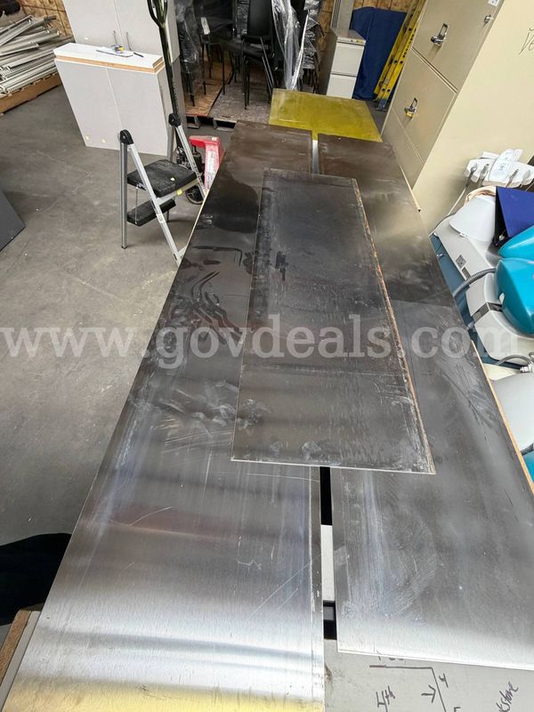 Three Pieces Stainless Steel Backsplash