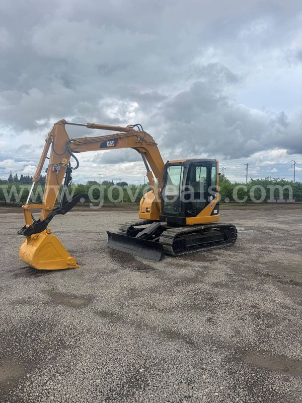 Caterpillar 308 Mini Excavator with Hydraulic Thumb Quick Attach