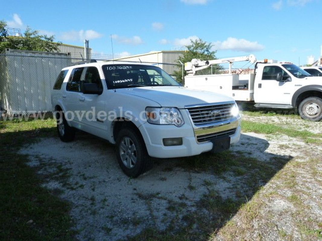 2008 Ford Explorer Sport Utility 4-Dr