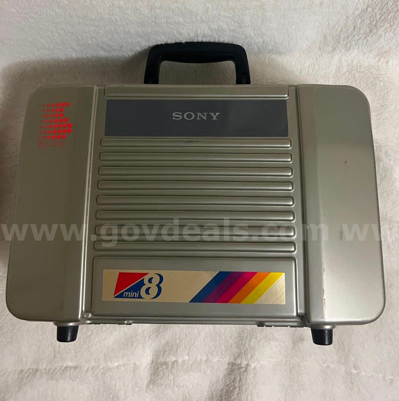 Sony Handycam Video Camera Recorder with Remote and Carrying Case