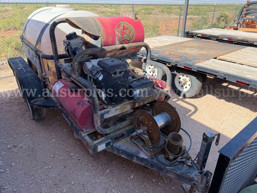 Pressure Washer, North Star Hot Water Commercial Pressure Washer, 2 Guns 4000PSI, Qty 1 Trailer
