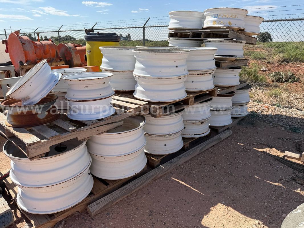 Steel Wheels, Size 8.25'- 24.5'', Qty 40, 1 Lot
