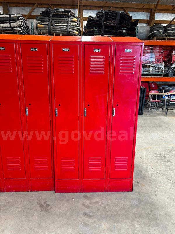 School lockers (lot of 5)