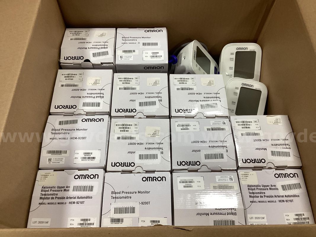 16 Omron Blood Pressure Monitor HEM-9200T