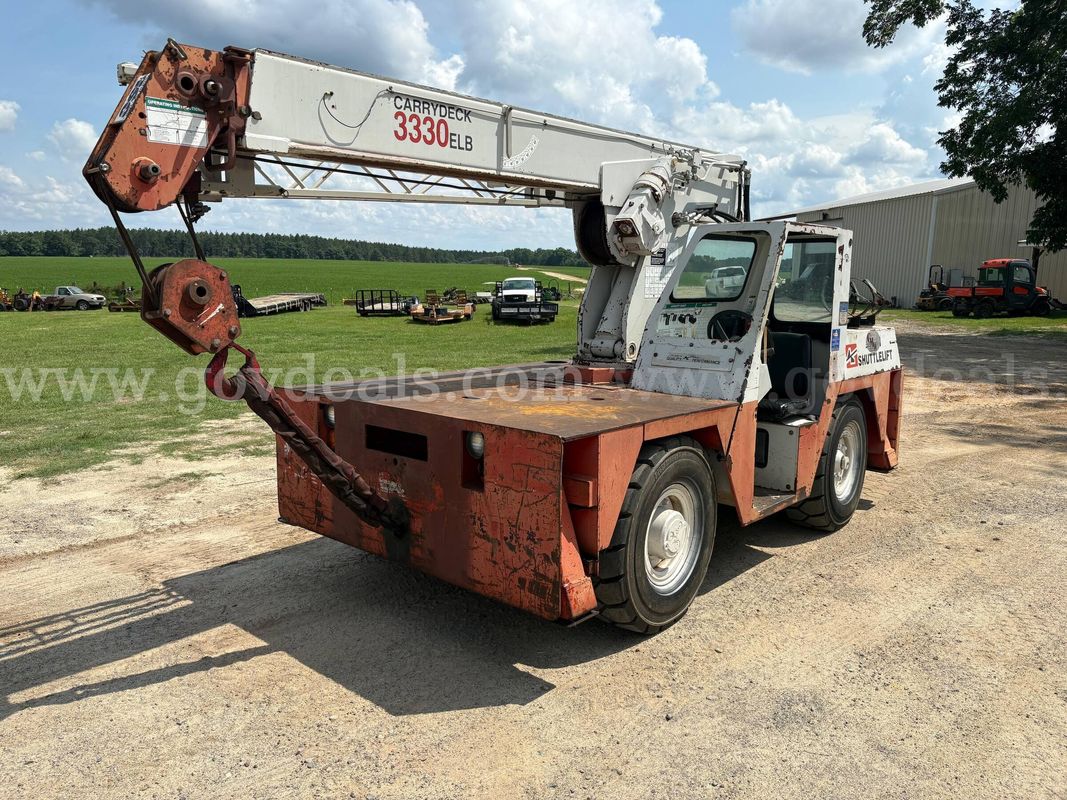 Shuttlelift 3330ELB Carry-deck