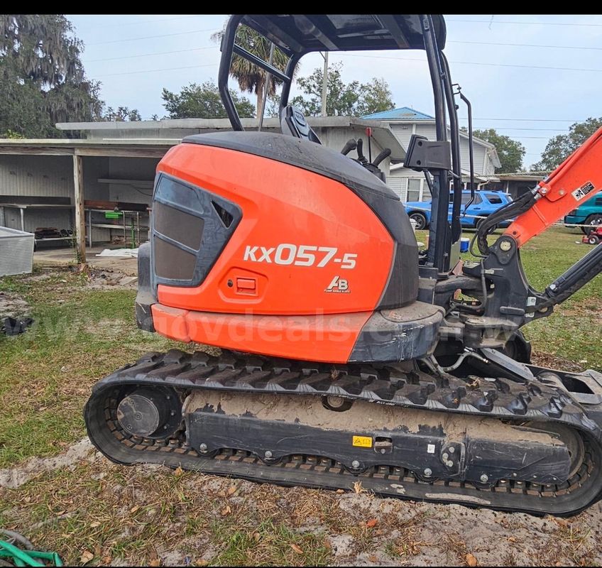 2021 kx057-5 Kubotaexcavator