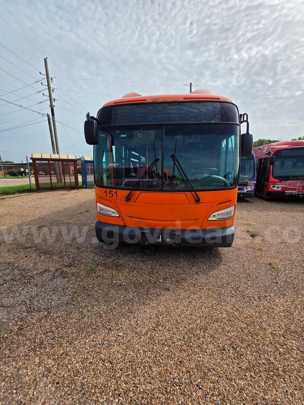 2015 New Flyer XN40