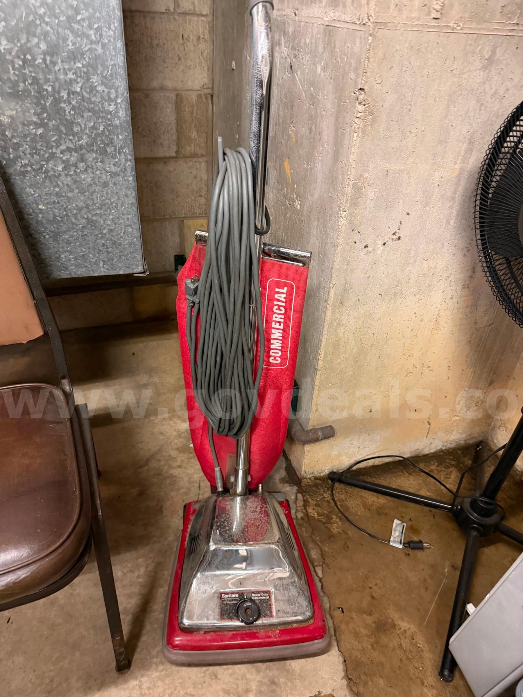 Commercial Heavy duty vacuum cleaner