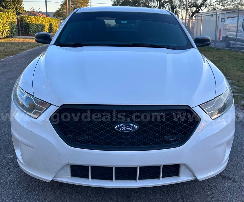 2018 Ford Taurus